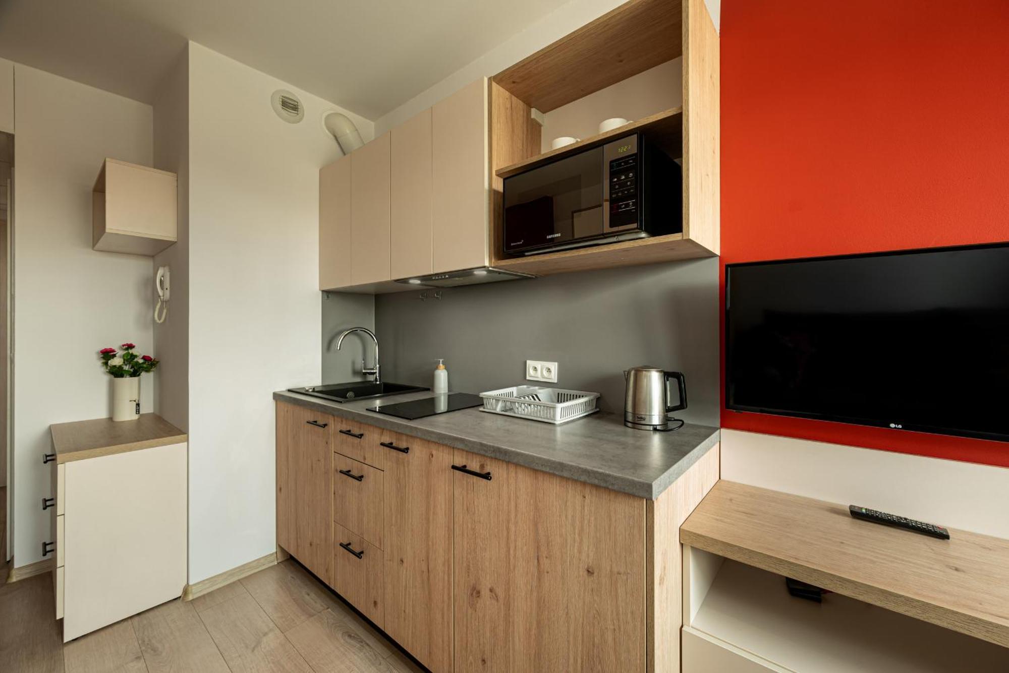 Rentplanet - Apartamenty Dyrekcyjna - Wroclaw — Photos 3